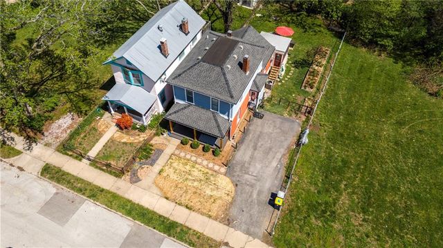 3121 Grand Avenue, Kansas City, MO 64111