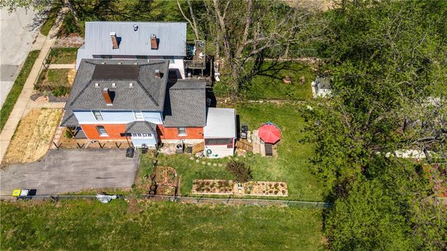 3121 Grand Avenue, Kansas City, MO 64111