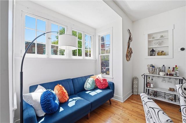 3121 Grand Avenue, Kansas City, MO 64111