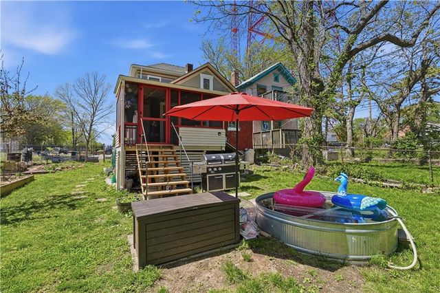 3121 Grand Avenue, Kansas City, MO 64111