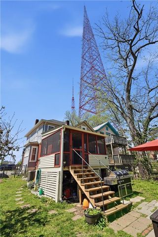 3121 Grand Avenue, Kansas City, MO 64111