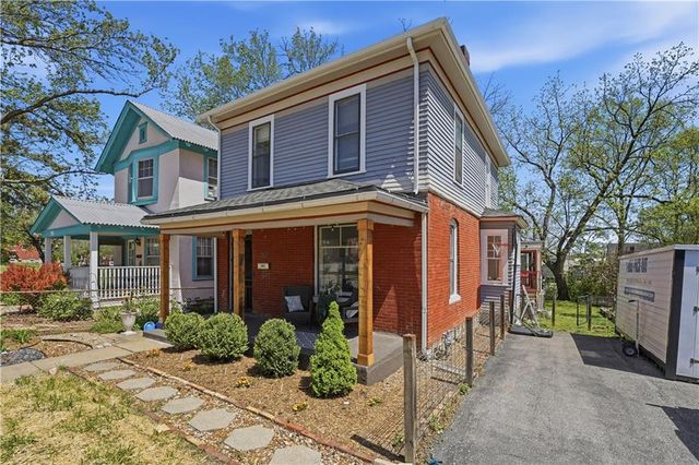 3121 Grand Avenue, Kansas City, MO 64111