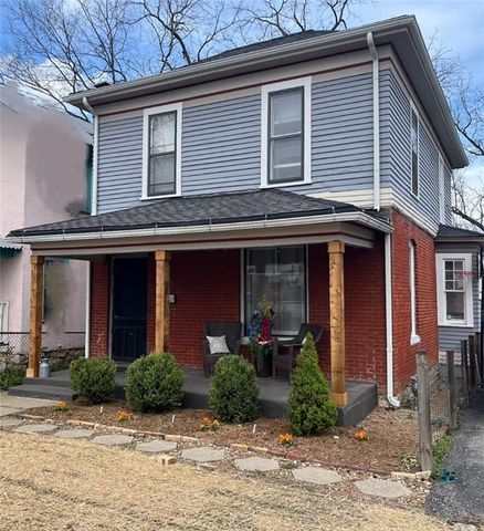 3121 Grand Avenue, Kansas City, MO 64111