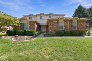 42228 Fulton Court, Sterling Heights, MI 48313