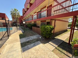 3243 Nacogdoches Rd Apt 1305, San Antonio, TX 78217