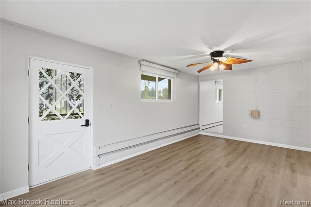 1392 Maple Grove Road, Lapeer, MI 48446