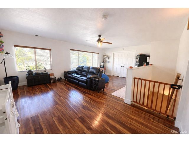 724 S Flamingo Ct, Denver, CO 80246