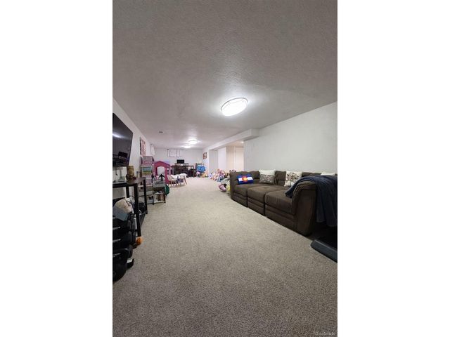724 S Flamingo Ct, Denver, CO 80246