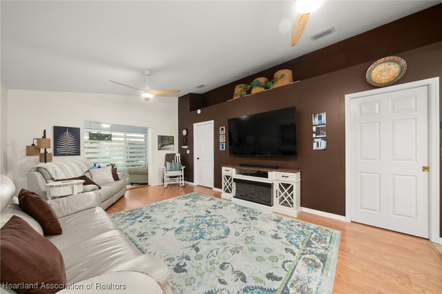 112 Edgewater Drive S, Lake Placid, FL 33852