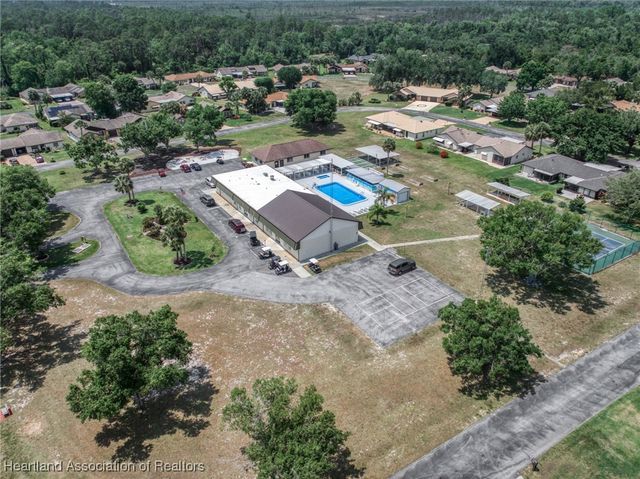 112 Edgewater Drive S, Lake Placid, FL 33852