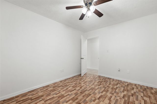 650 County Road 3404, Cleveland, TX 77327