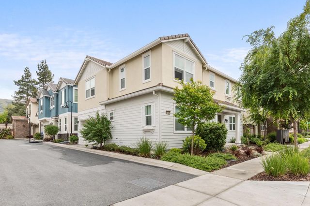 47520 Kinner Falls Common, Fremont, CA 94539