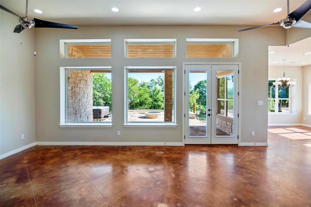 5571 County Road 200, Liberty Hill, TX 78642