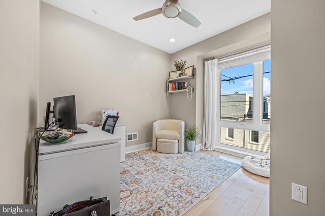 2204 E ALBERT ST, Philadelphia, PA 19125