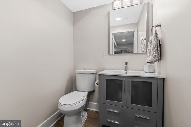 2204 E ALBERT ST, Philadelphia, PA 19125