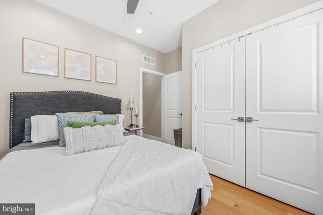 2204 E ALBERT ST, Philadelphia, PA 19125