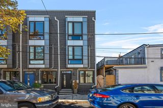 2204 E ALBERT ST, Philadelphia, PA 19125