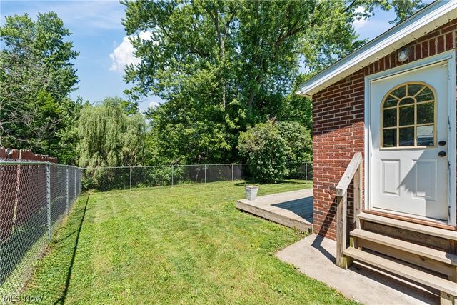 33 Parkway Boulevard, Alliance, OH 44601