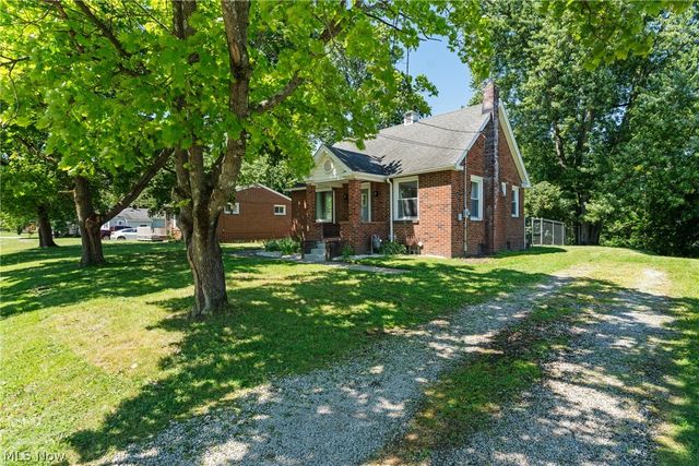 33 Parkway Boulevard, Alliance, OH 44601
