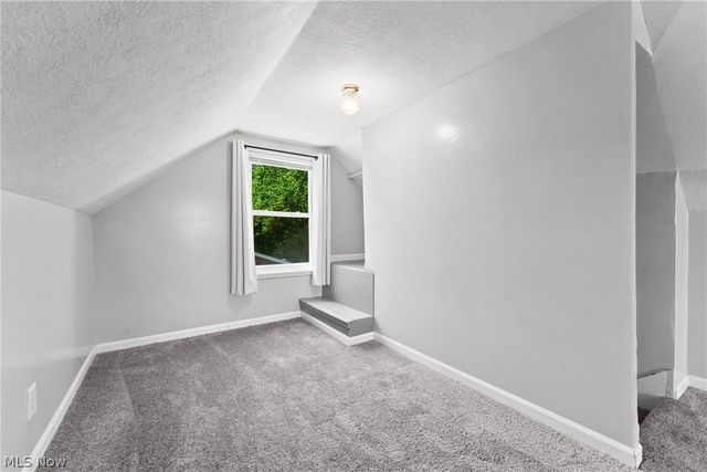 33 Parkway Boulevard, Alliance, OH 44601