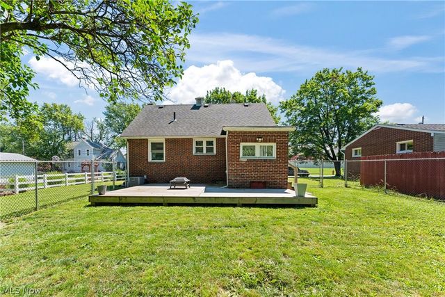 33 Parkway Boulevard, Alliance, OH 44601