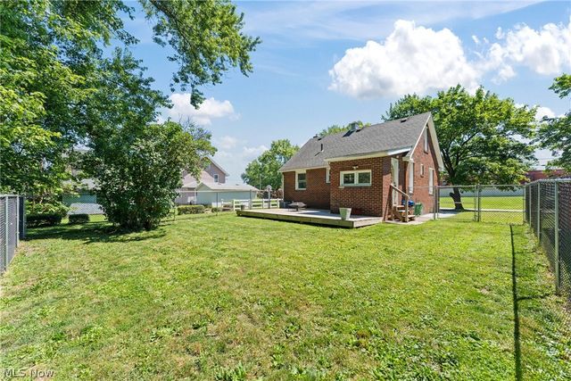 33 Parkway Boulevard, Alliance, OH 44601