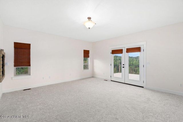 5235 S Ledgestone Dr, Coeur D'alene, ID 83814