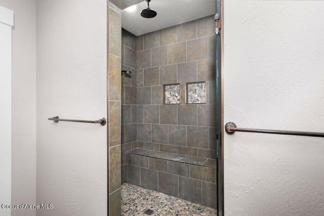 5235 S Ledgestone Dr, Coeur D'alene, ID 83814