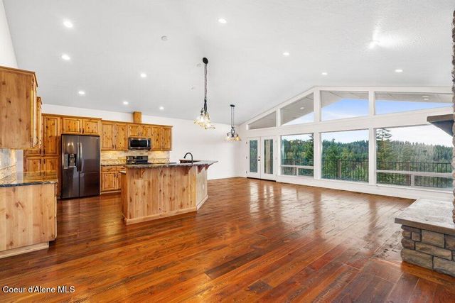 5235 S Ledgestone Dr, Coeur D'alene, ID 83814