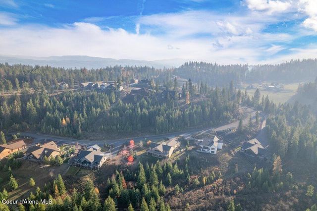 5235 S Ledgestone Dr, Coeur D'alene, ID 83814