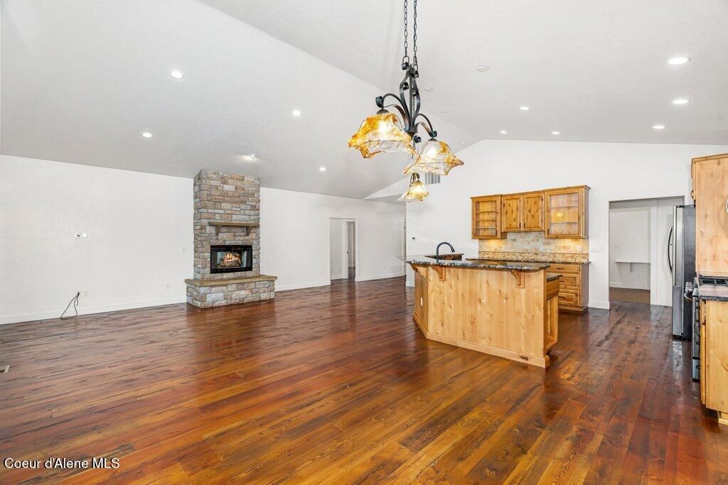 5235 S Ledgestone Dr, Coeur d'Alene, ID 83814 photo 9