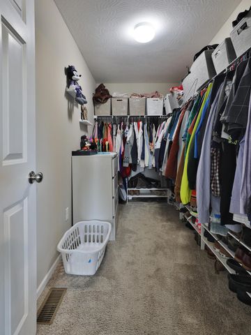 207 Faulkner Drive, Lithopolis, OH 43136
