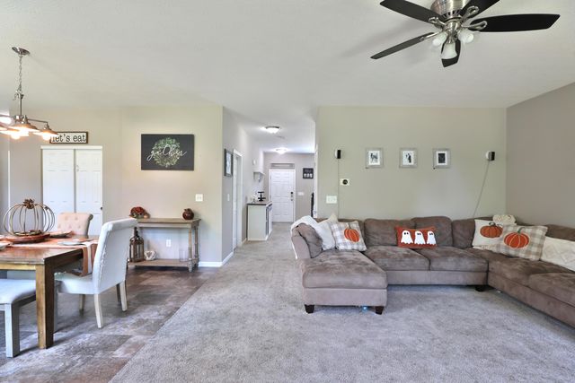 207 Faulkner Drive, Lithopolis, OH 43136