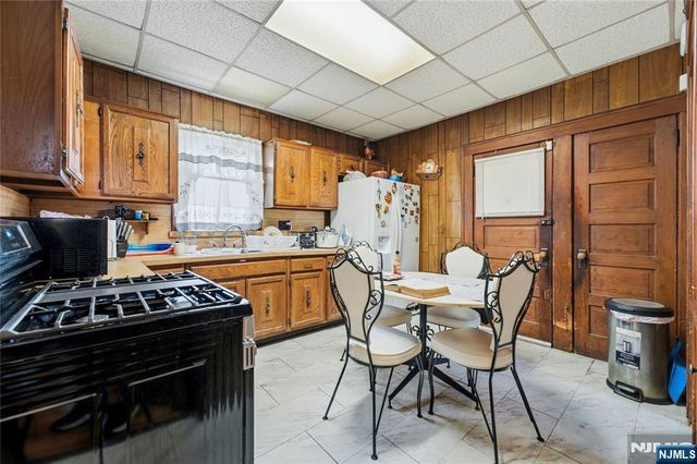 53 Grove Terrace, Irvington, NJ 07111