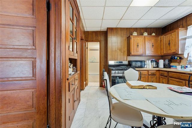 53 Grove Terrace, Irvington, NJ 07111