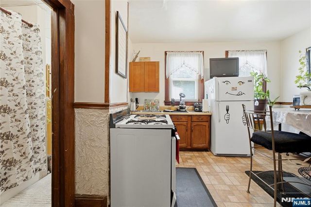 53 Grove Terrace, Irvington, NJ 07111