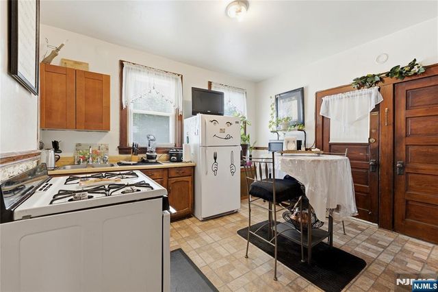 53 Grove Terrace, Irvington, NJ 07111