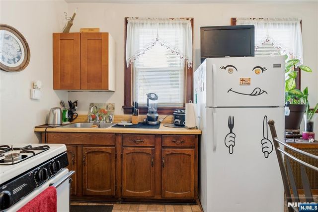 53 Grove Terrace, Irvington, NJ 07111