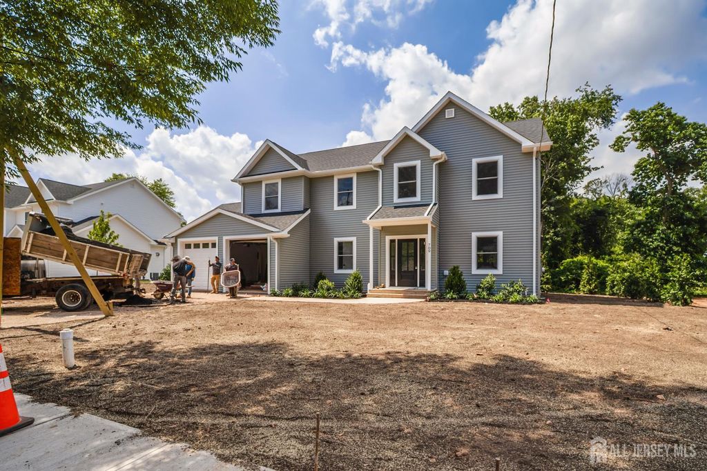 711 Plainfield Avenue, Piscataway, NJ 08854