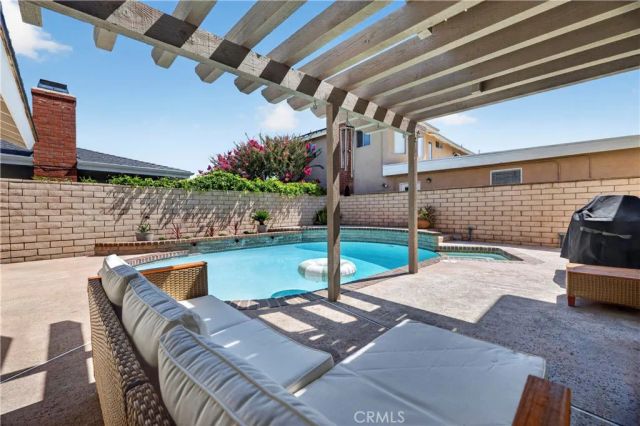 20682 Hopetown, Huntington Beach, CA 92646