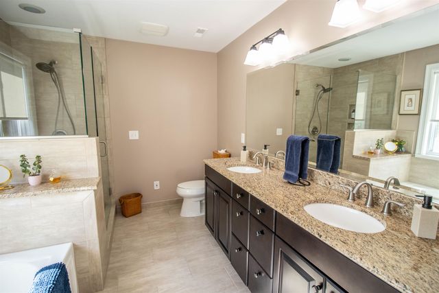 13043 Stony Brook Pass, Fenton Twp, MI 48451
