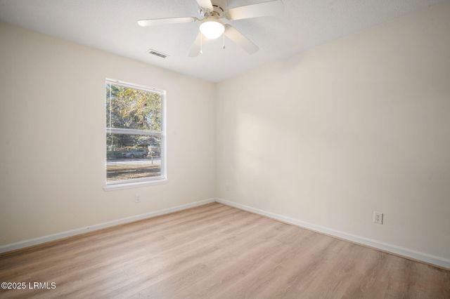 22 Robin Way, Beaufort, SC 29907