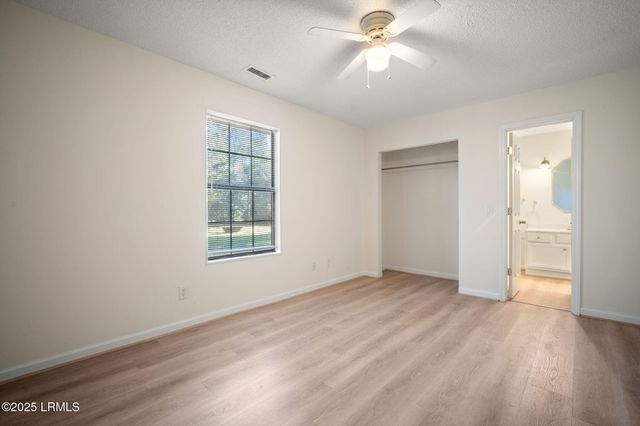 22 Robin Way, Beaufort, SC 29907