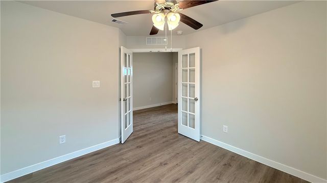 1437 Irigoyen St, Corpus Christi, TX 78415