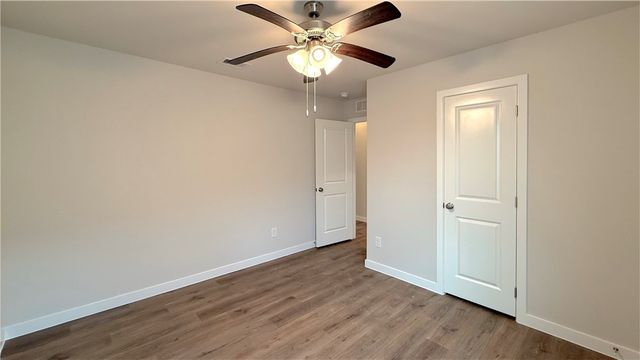 1437 Irigoyen St, Corpus Christi, TX 78415