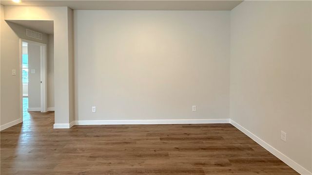 1437 Irigoyen St, Corpus Christi, TX 78415