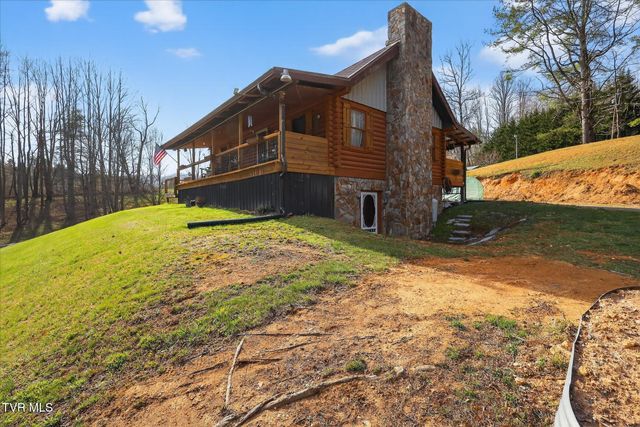 250 Beaver Walk Road, Mountain City, TN 37683