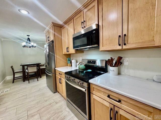 2200 Rains Street, Jonesboro, AR 72401