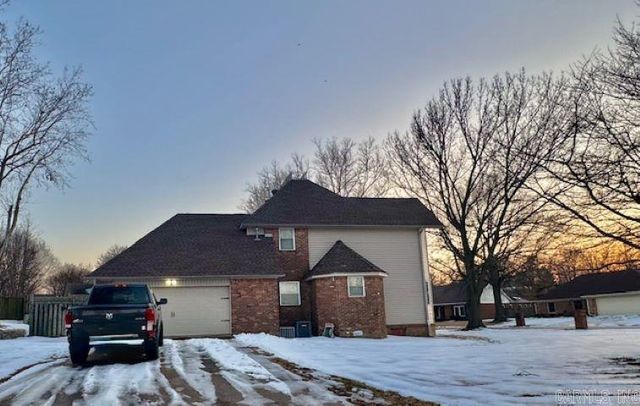 2200 Rains Street, Jonesboro, AR 72401