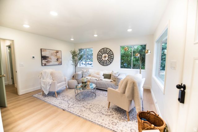 1377 W TALISMAN DR, Salt Lake City, UT 84116